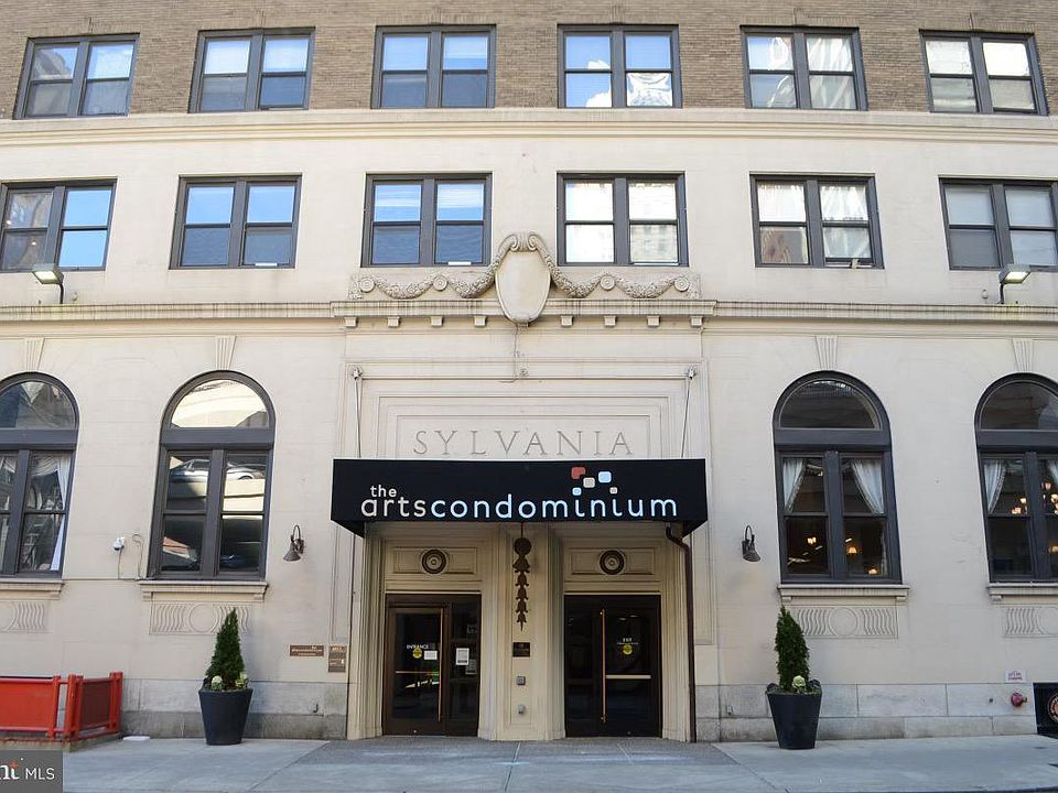 1st image of 1324 Locust St APT 814