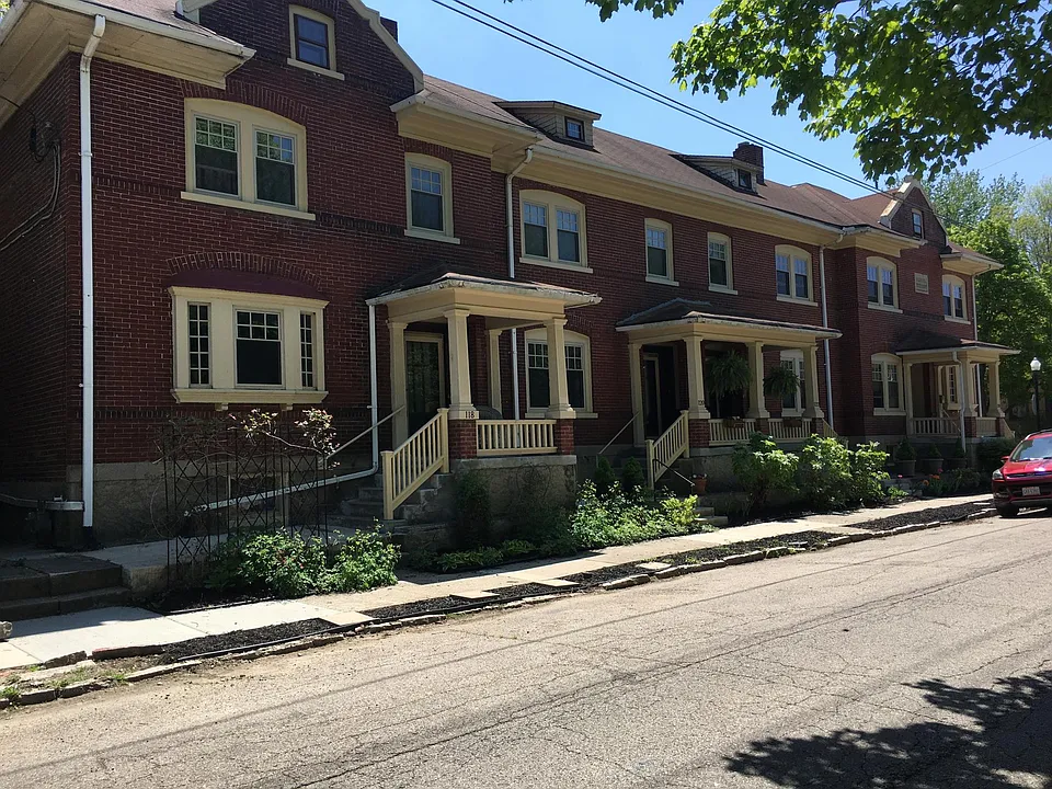 118 W McPherson St