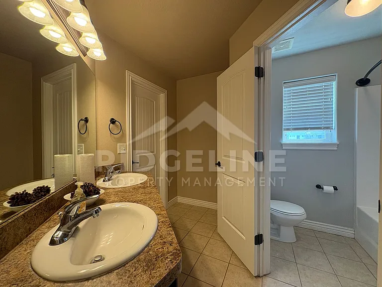470 Sunflower Rd — Photo 8