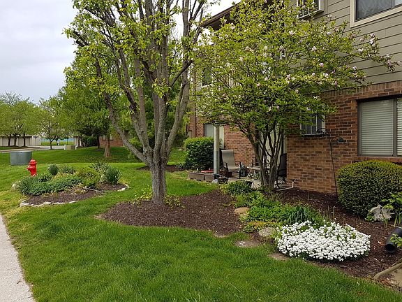 4th image of 7230 Village Parkway Dr #2