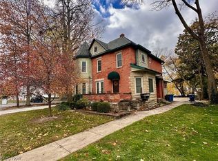 4436 Center St, Willoughby, OH 44094
