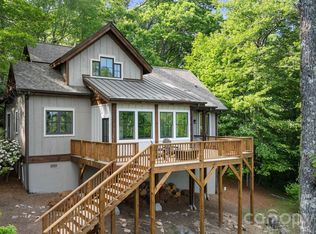 48 Bear Foot Ln, Highlands, NC 28741