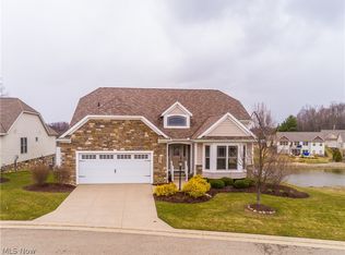 8807 Lake Bluff Dr NW, Massillon, OH 44646
