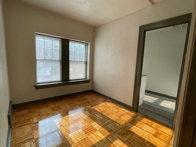 1626 D Street Apartments — Photo 22