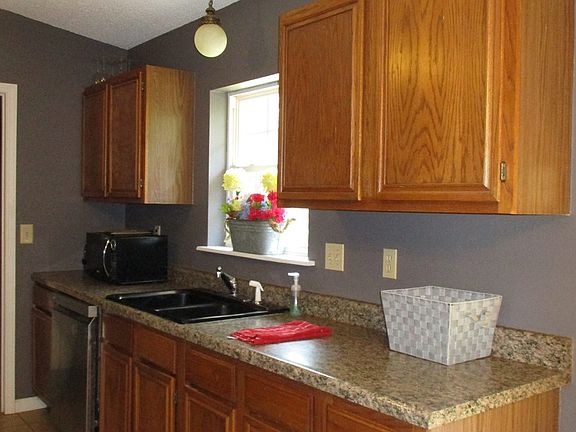 3rd image of 5873 County Road 2240