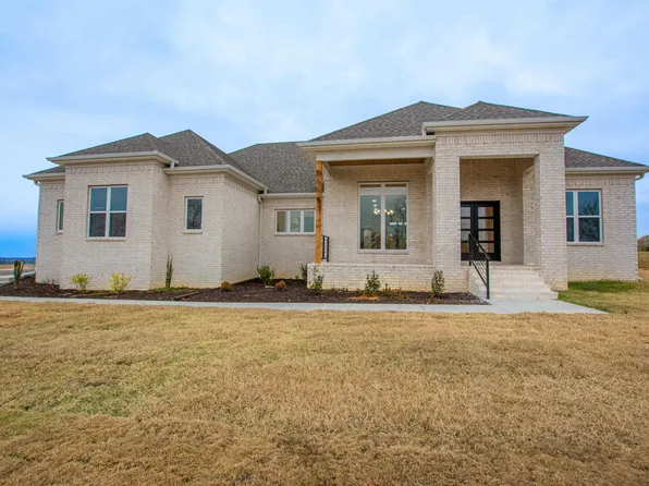 1616 Secretariat Way, Searcy, AR 72143