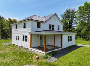 57 Elm St, Peru, NY 12972