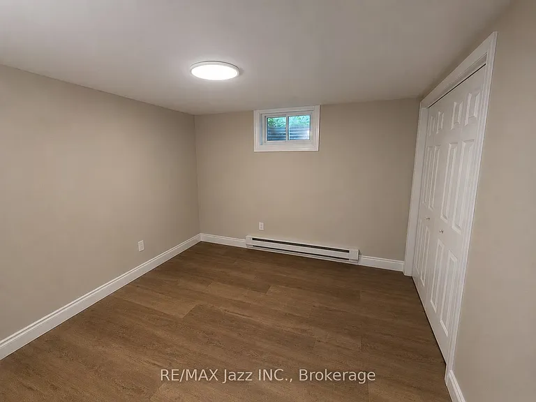 624 Stewart St #B — Photo 7