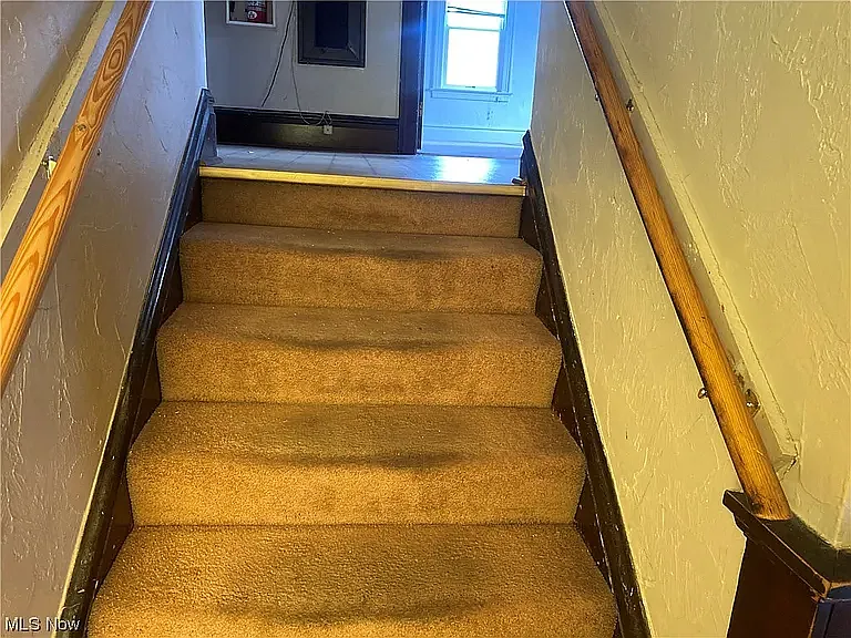 261 Lawson Ave — Photo 10