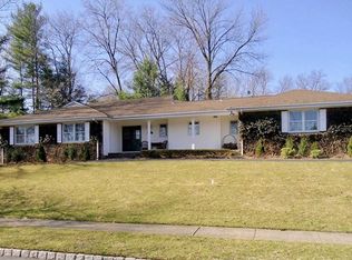 23 Pinetree Dr, Wayne, NJ 07470