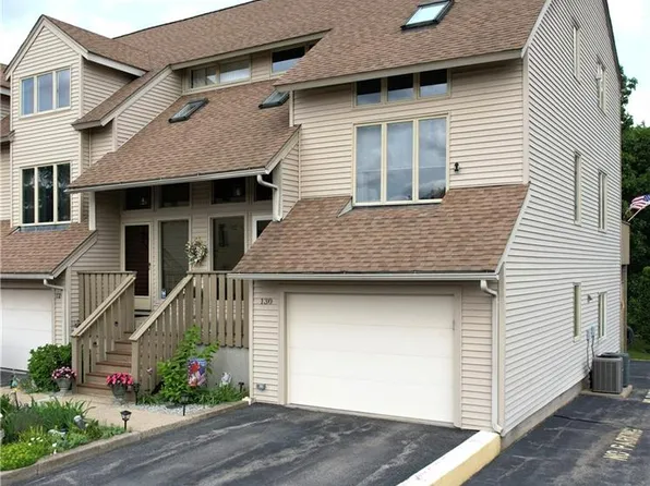 200 Cannon St APT 130, Cranston, RI 02920