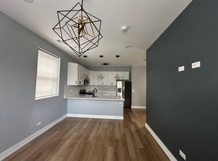 4022 S Calumet Ave #1, Chicago, IL 60653