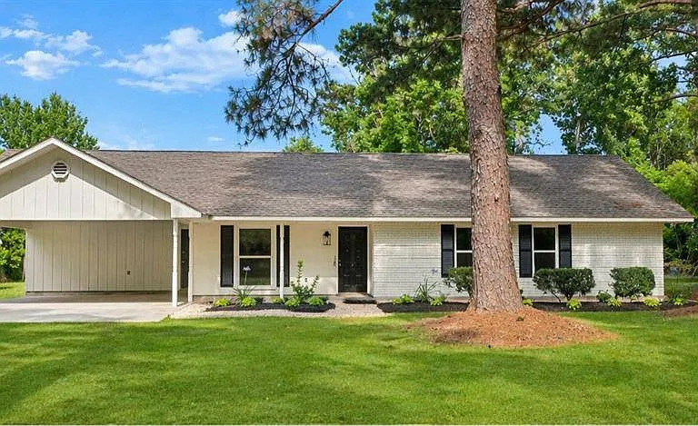 22294 Fletcher Rd — Photo 1