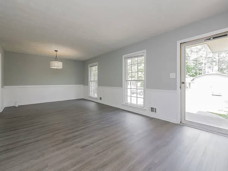 5645 Morning Creek Cir — Photo 10