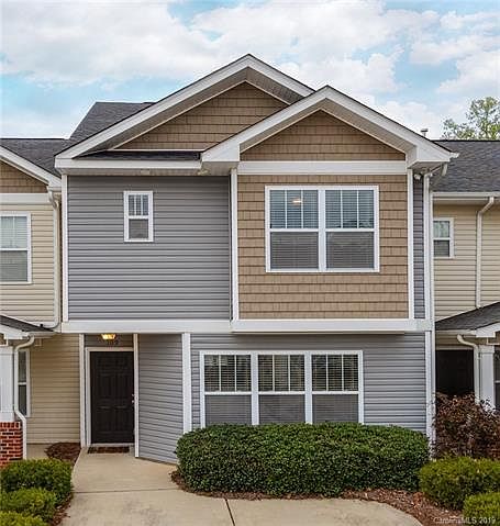 1st image of 109 Saint Vincent Pl #18