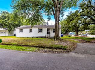 706 W Harrison Rd, Charleston, SC 29407
