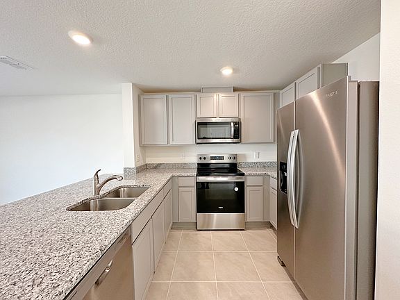 5th image of 672 Moscato Dr