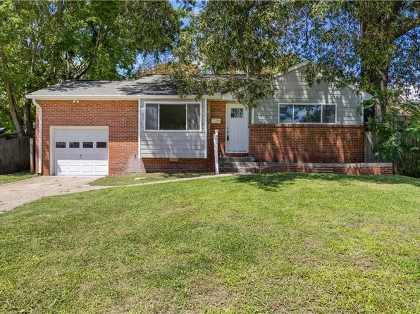 4808 Jeanne St, Virginia Beach, VA 23462