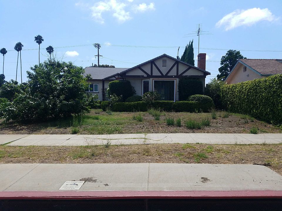 1st image of 2149 Veteran Ave