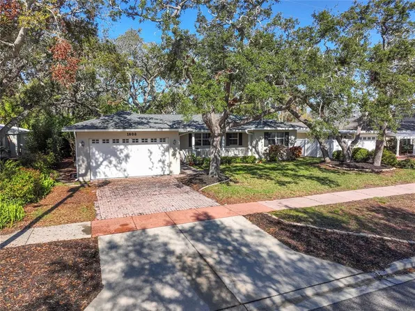 1608 Pinellas Rd, Belleair, FL 33756