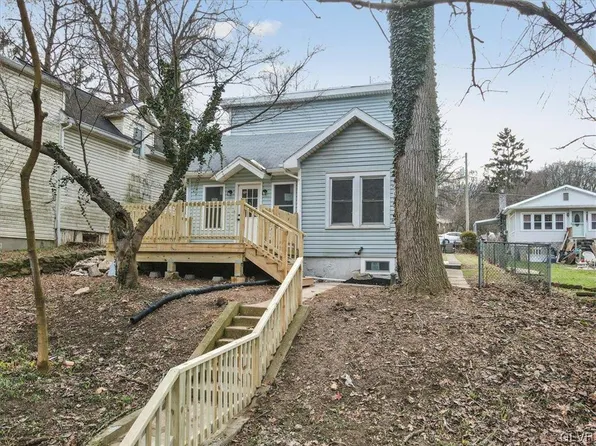 2818 S Pike Ave, Allentown, PA 18103