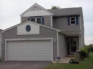 6815 Seminole Dr, Wonder Lake, IL 60097