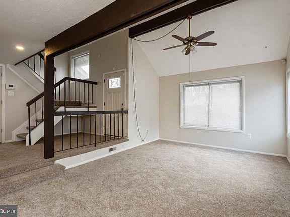 4th image of 9201 Curtis Ct