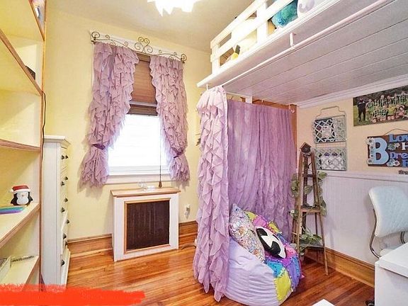 3rd image of 15 Alpine Ave #3