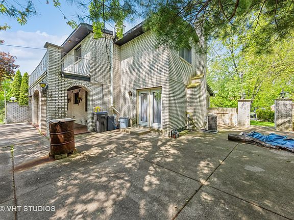 5th image of 123 Mariposa Ave
