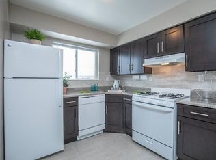 Parkwood Village, South Amboy, NJ 08879