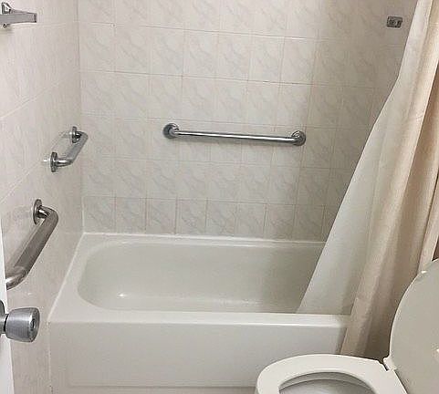 5th image of 10373 N Kendall Dr