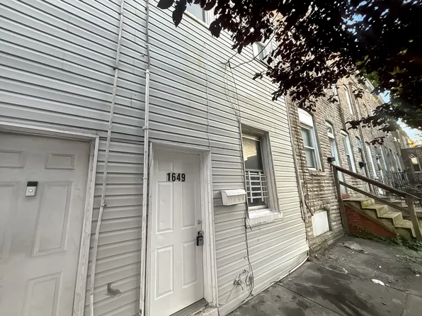 1649 Ceddox St, Baltimore, MD 21226