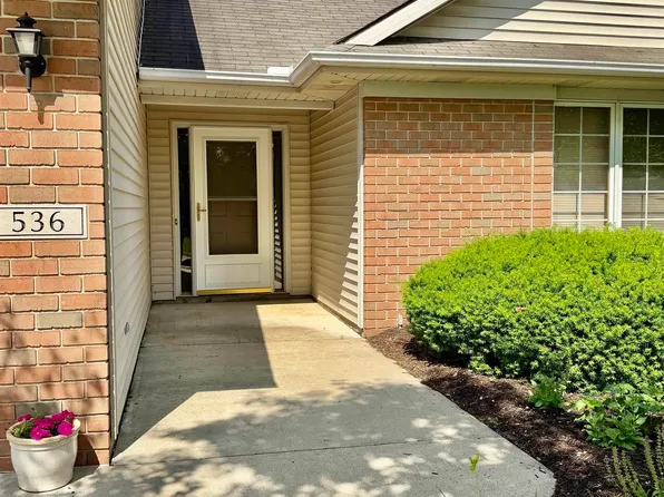 536 Tattersholl Ct, Fort Wayne, IN 46804