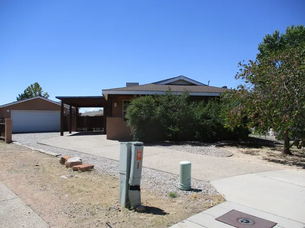 531 Fenwick Pl SW, Albuquerque, NM 87121