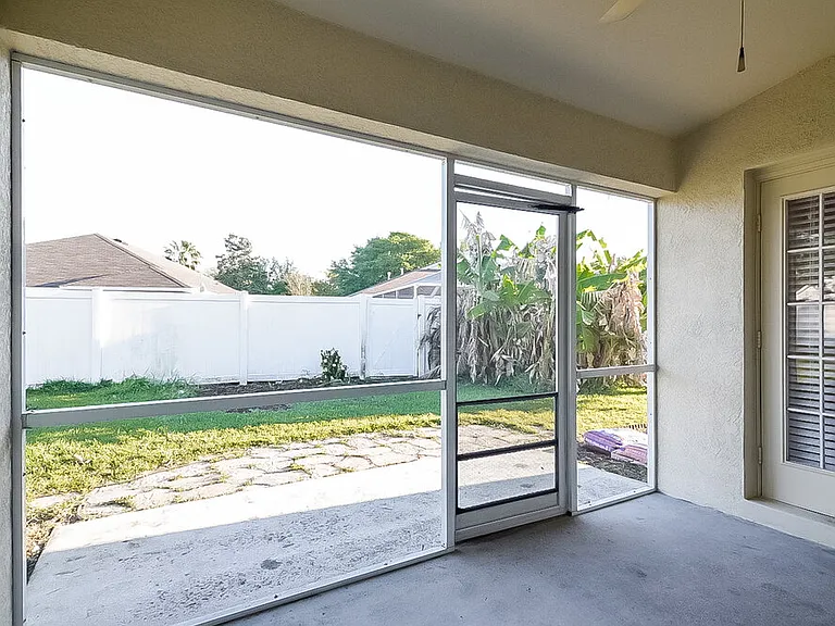 601 Straw Lake Dr — Photo 13