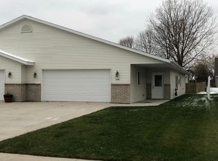 2120 S 21st St, Manitowoc, WI 54220