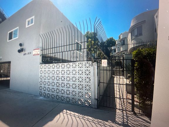 4th image of 1929 N Wilcox Ave #1931-3