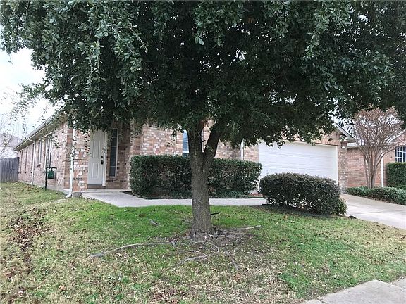 2nd image of 3209 Candlebrook Dr