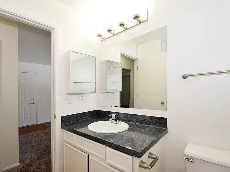 Greenfield Village Apartments — Photo 47