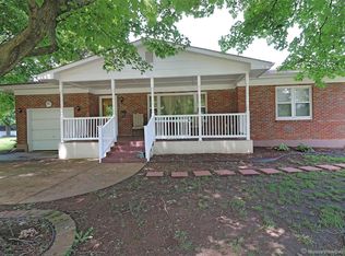 417 Locust St, Desloge, MO 63601