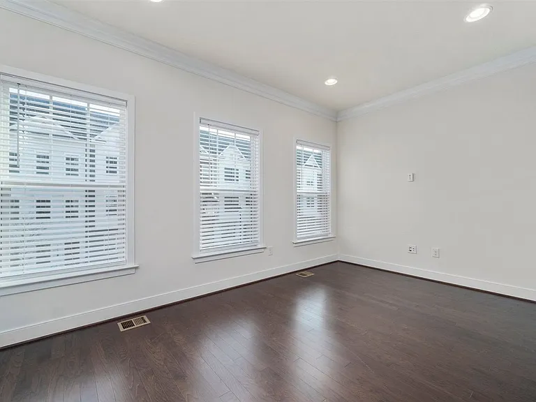 5302 Masons Ln — Photo 16