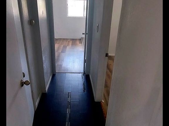 3rd image of 1631 1/2 Van Horne Ln #2