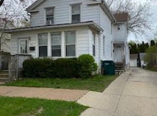 721 North Ave, Waukegan, IL 60085