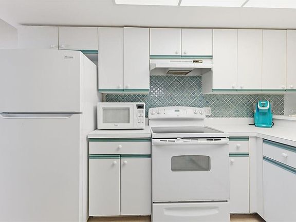 5th image of 6800 Placida Rd Unit 192