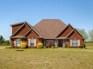 246 Mallard Lake Dr, Killen, AL 35645