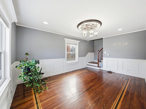 2nd image of 3709 W 85th St