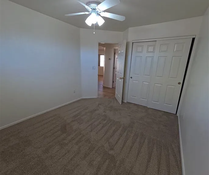 2112 E Desert Lakes Dr — Photo 19
