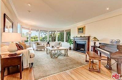 2nd image of 14954 La Cumbre Dr