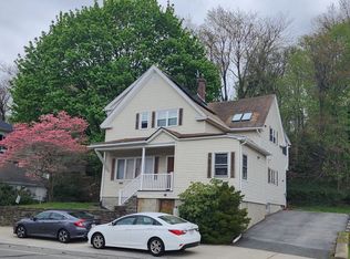 586 Franklin St #1, Worcester, MA 01604