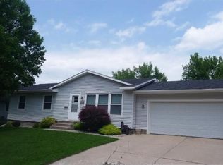 316 12th Ave NW, Waseca, MN 56093